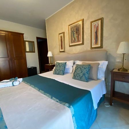 B&B Mareagro Santa Teresa Di Riva Luaran gambar
