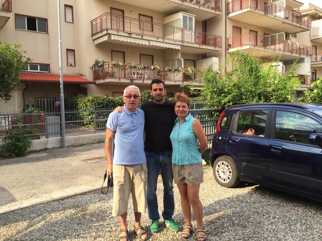 B&B Mareagro Santa Teresa Di Riva Luaran gambar